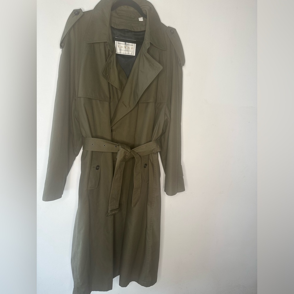 Vintage TOWNE FROM LONDON FOG Zip Lining Army Green TRENCH Size: 44 Reg.